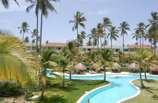 Secrets Royal Beach Punta Cana pool